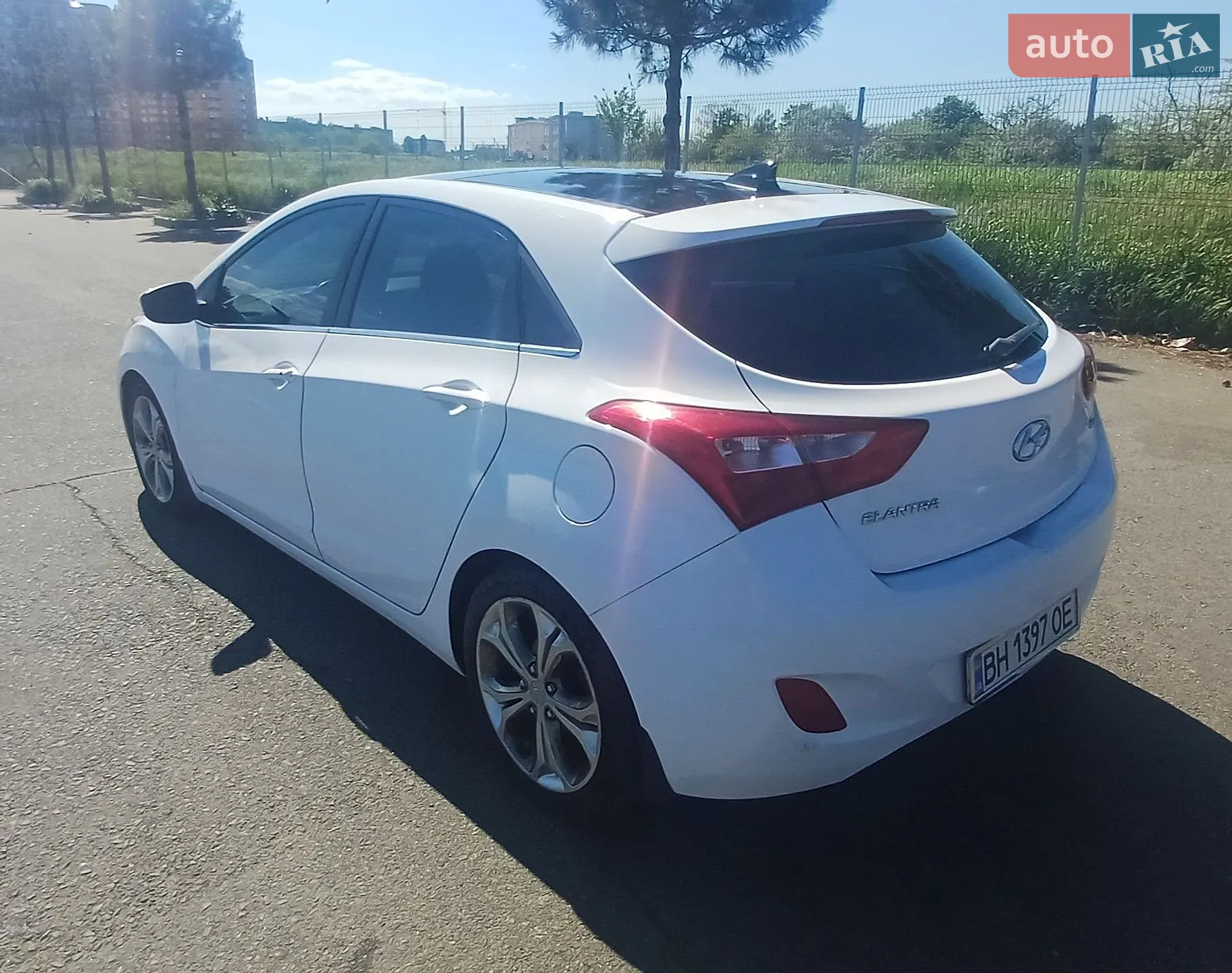 2012 Hyundai Elantra - мініатюра 8