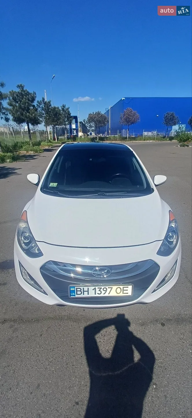 2012 Hyundai Elantra - мініатюра 4