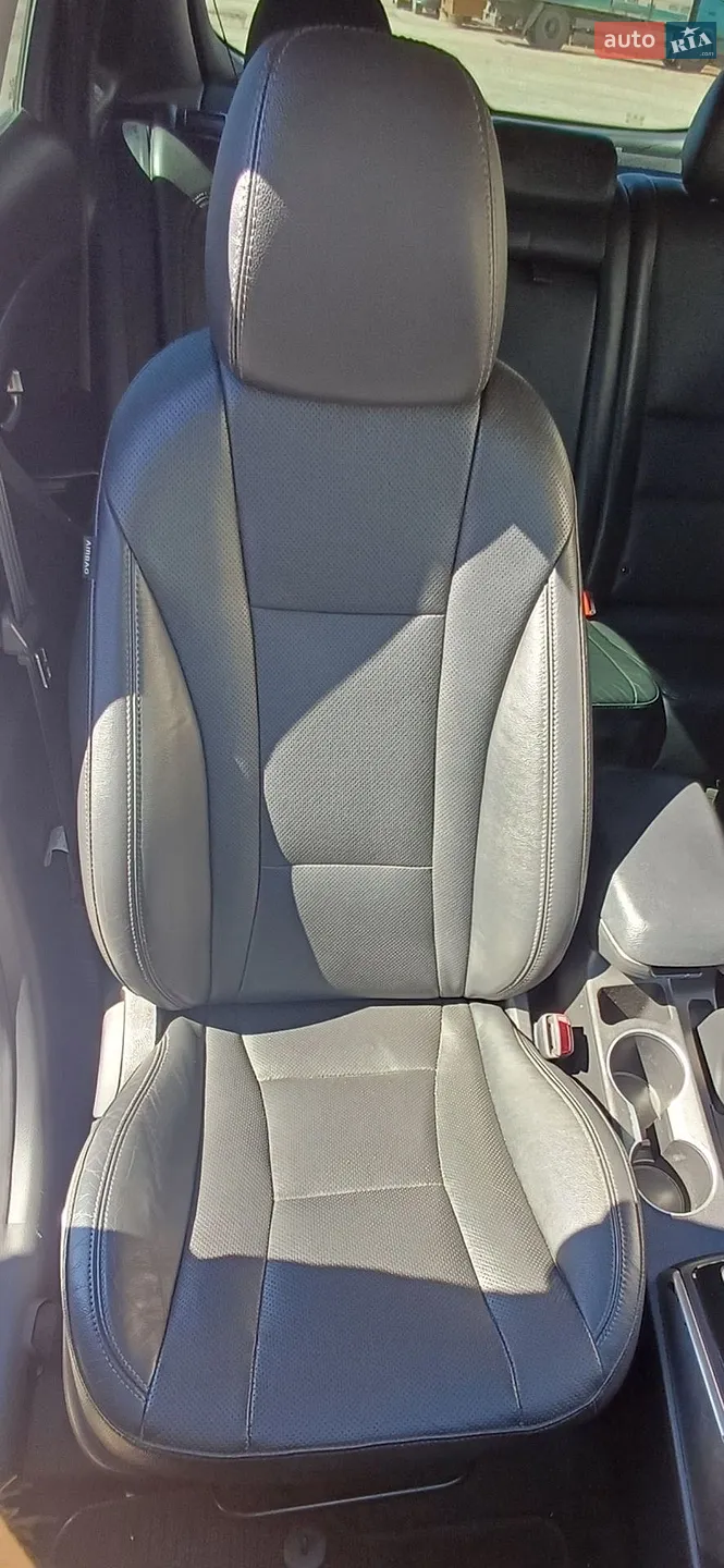 2012 Hyundai Elantra - мініатюра 23