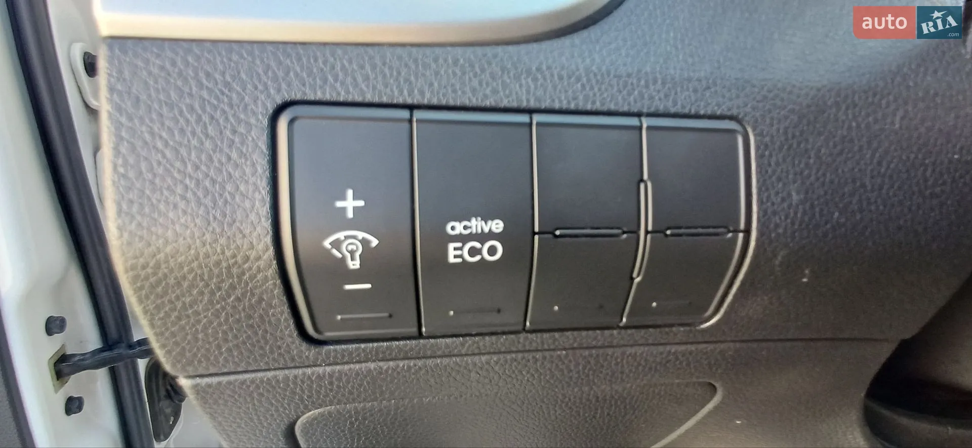 2012 Hyundai Elantra - мініатюра 27