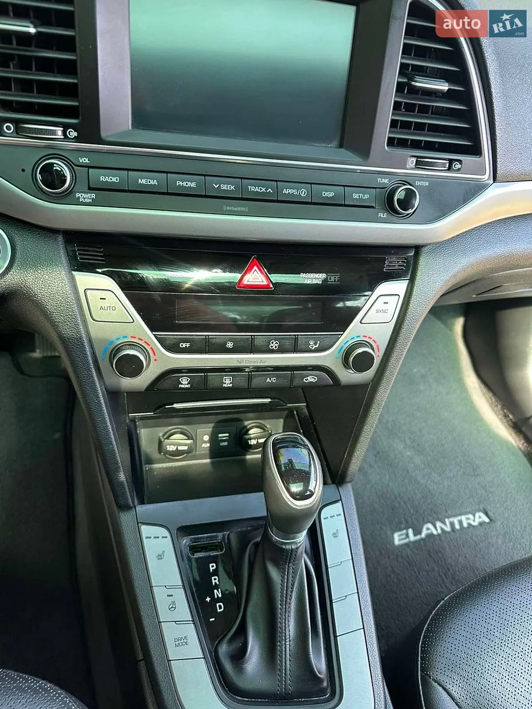2018 Hyundai Elantra - мініатюра 11