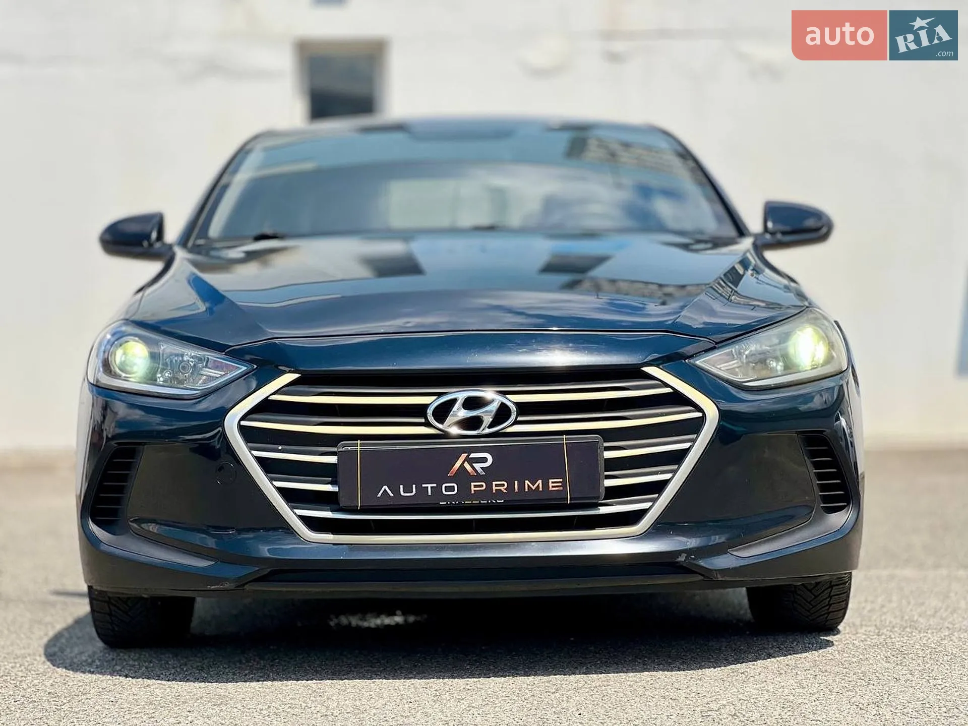 2017 Hyundai Elantra - мініатюра 10