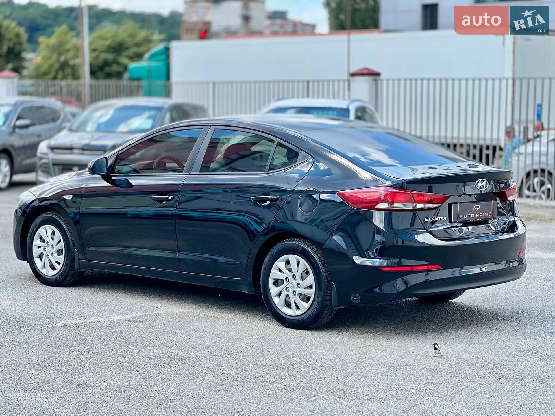 2017 Hyundai Elantra - мініатюра 3