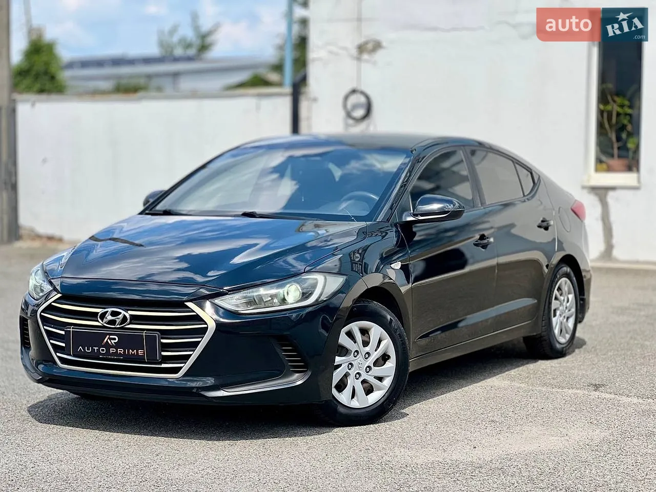 2016 Hyundai Elantra - мініатюра 9