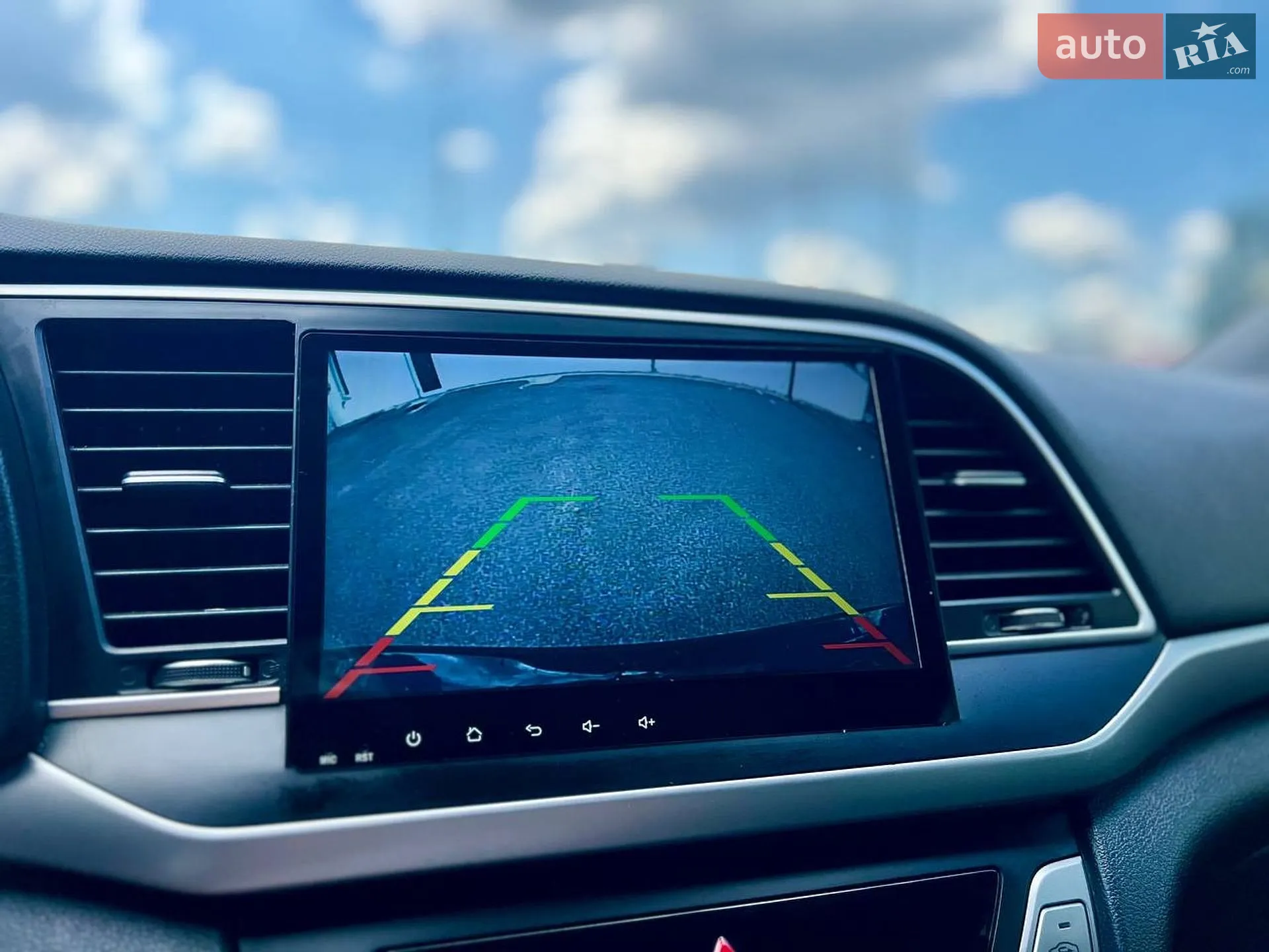 2017 Hyundai Elantra - мініатюра 22
