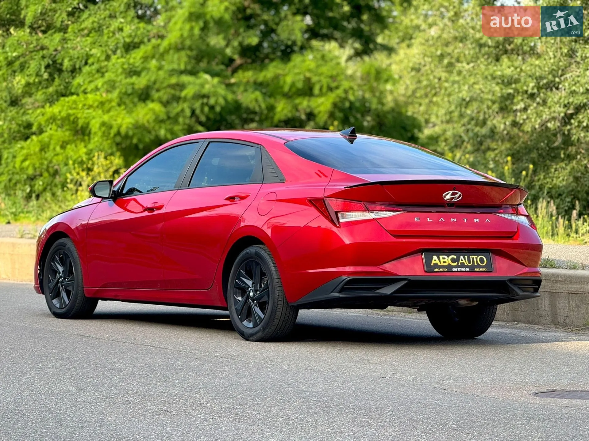 2021 Hyundai Elantra - мініатюра 3