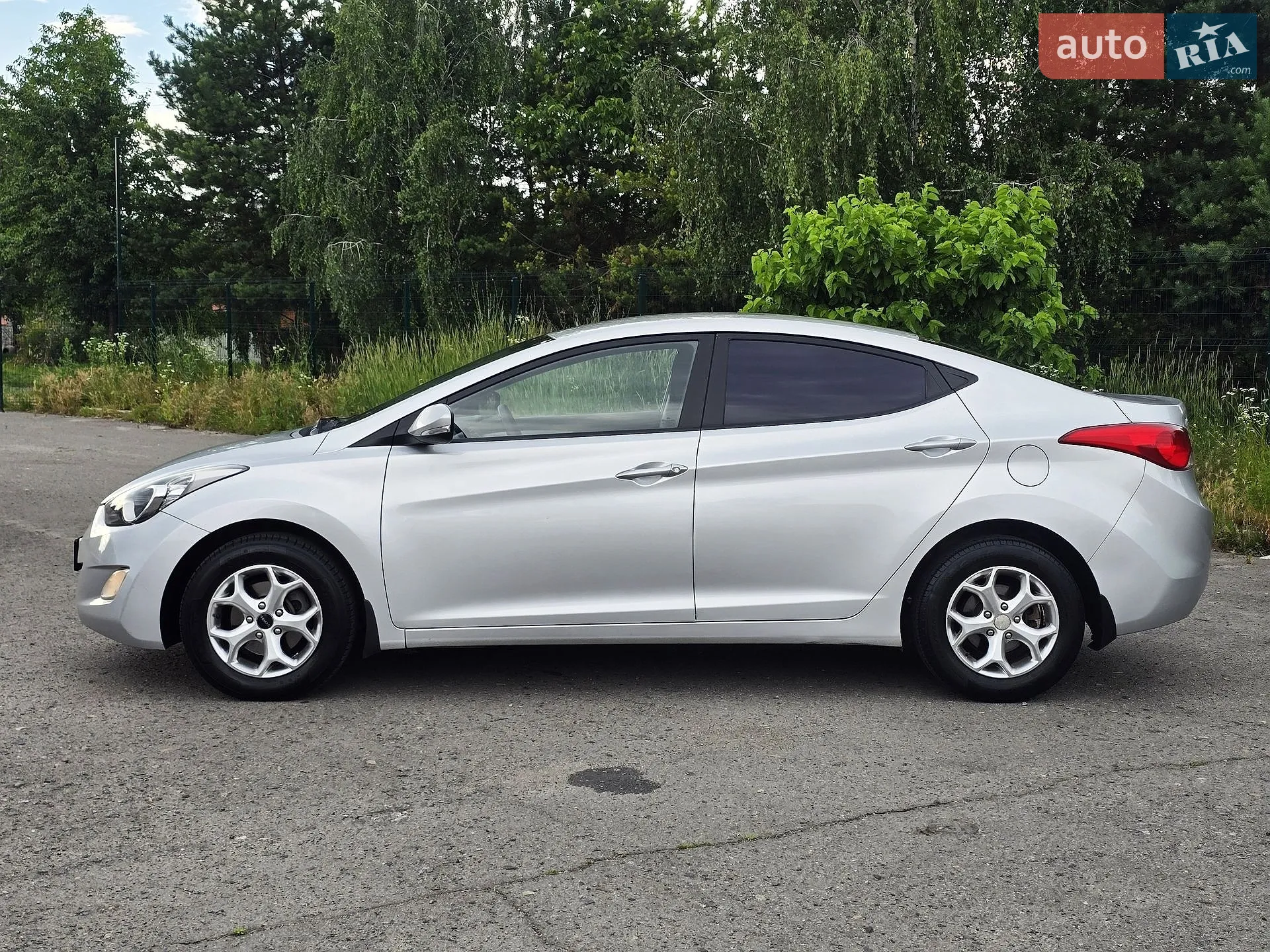 2011 Hyundai Elantra - мініатюра 6
