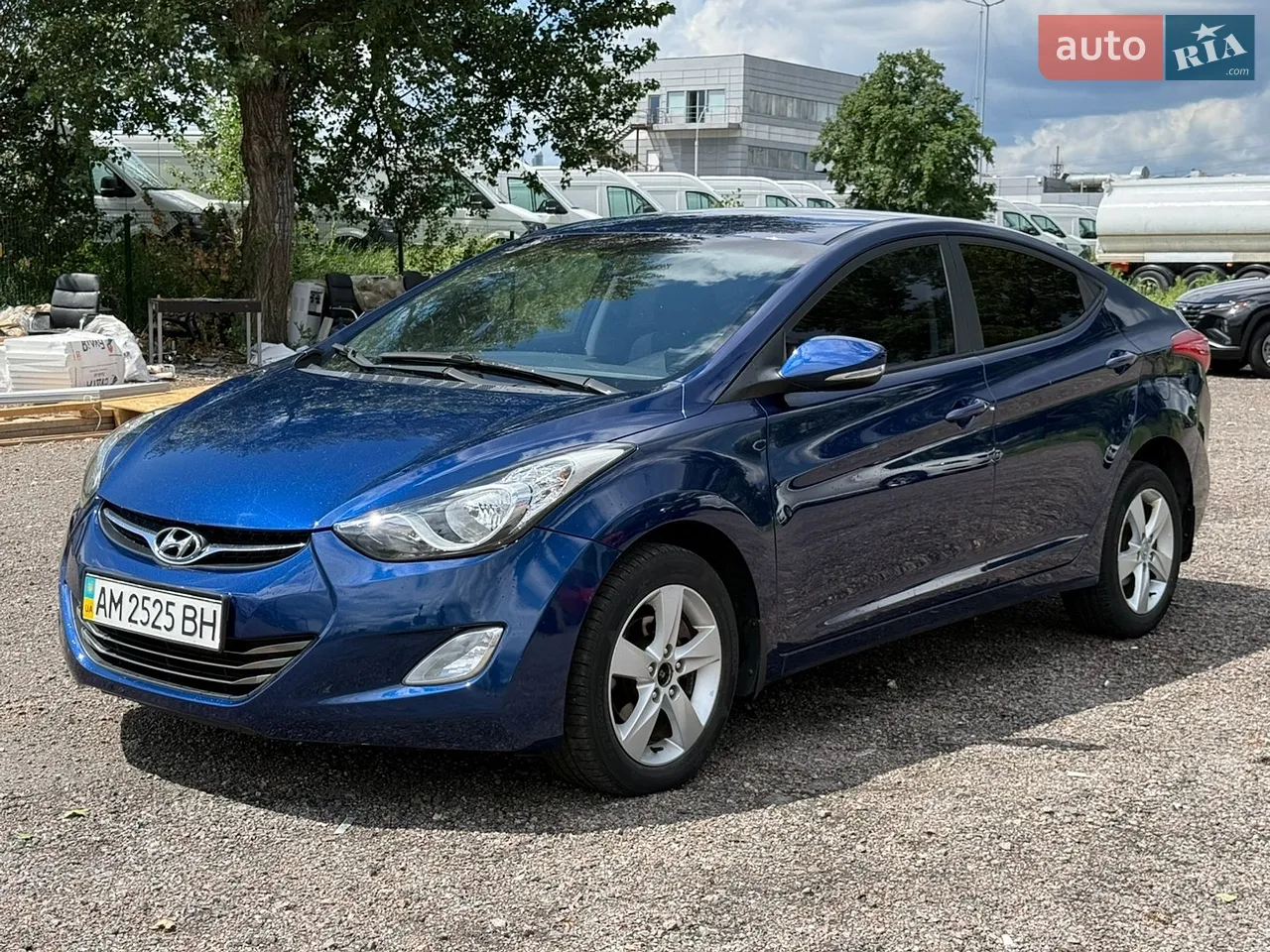 2013 Hyundai Elantra - мініатюра 15