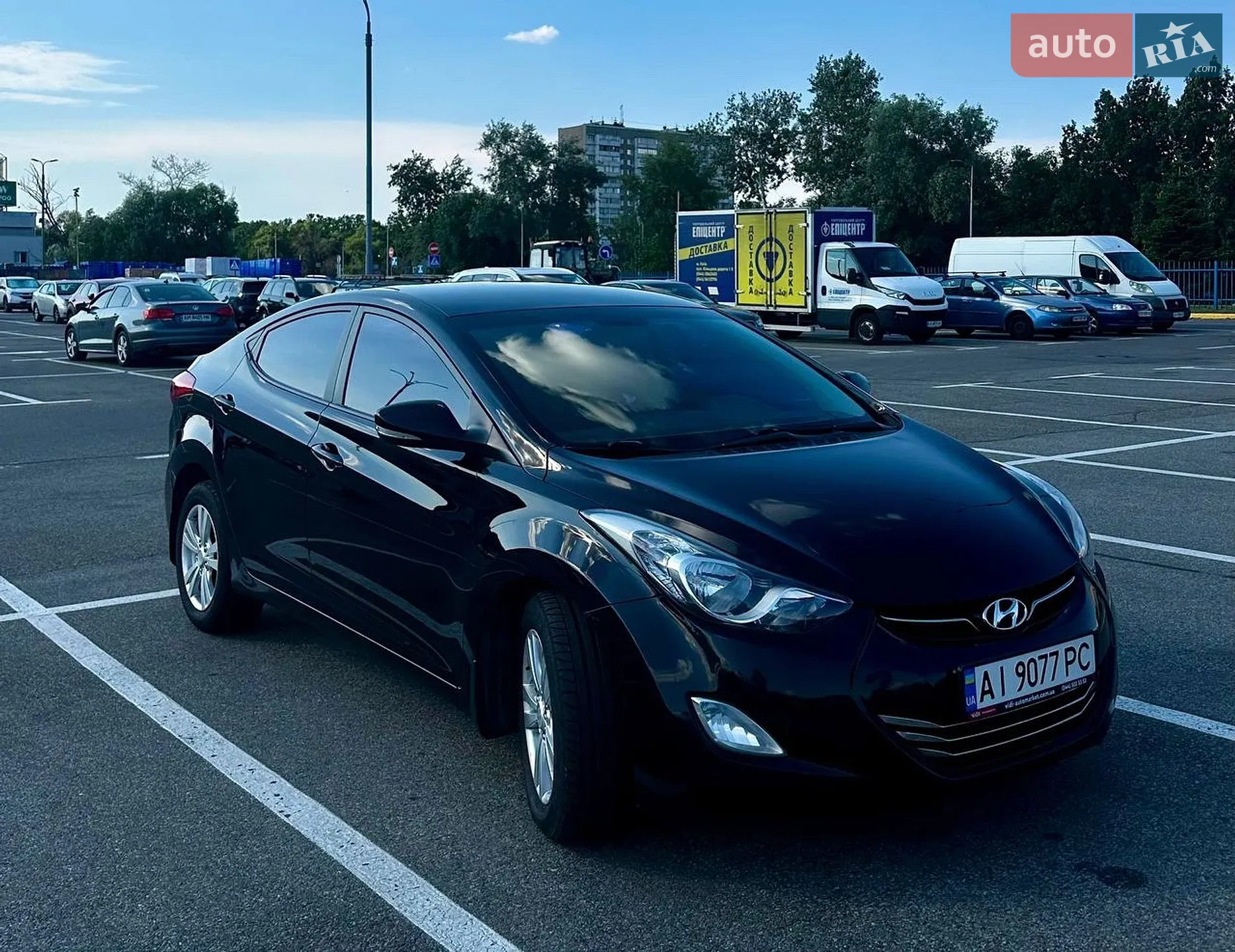 2012 Hyundai Elantra - фото 1