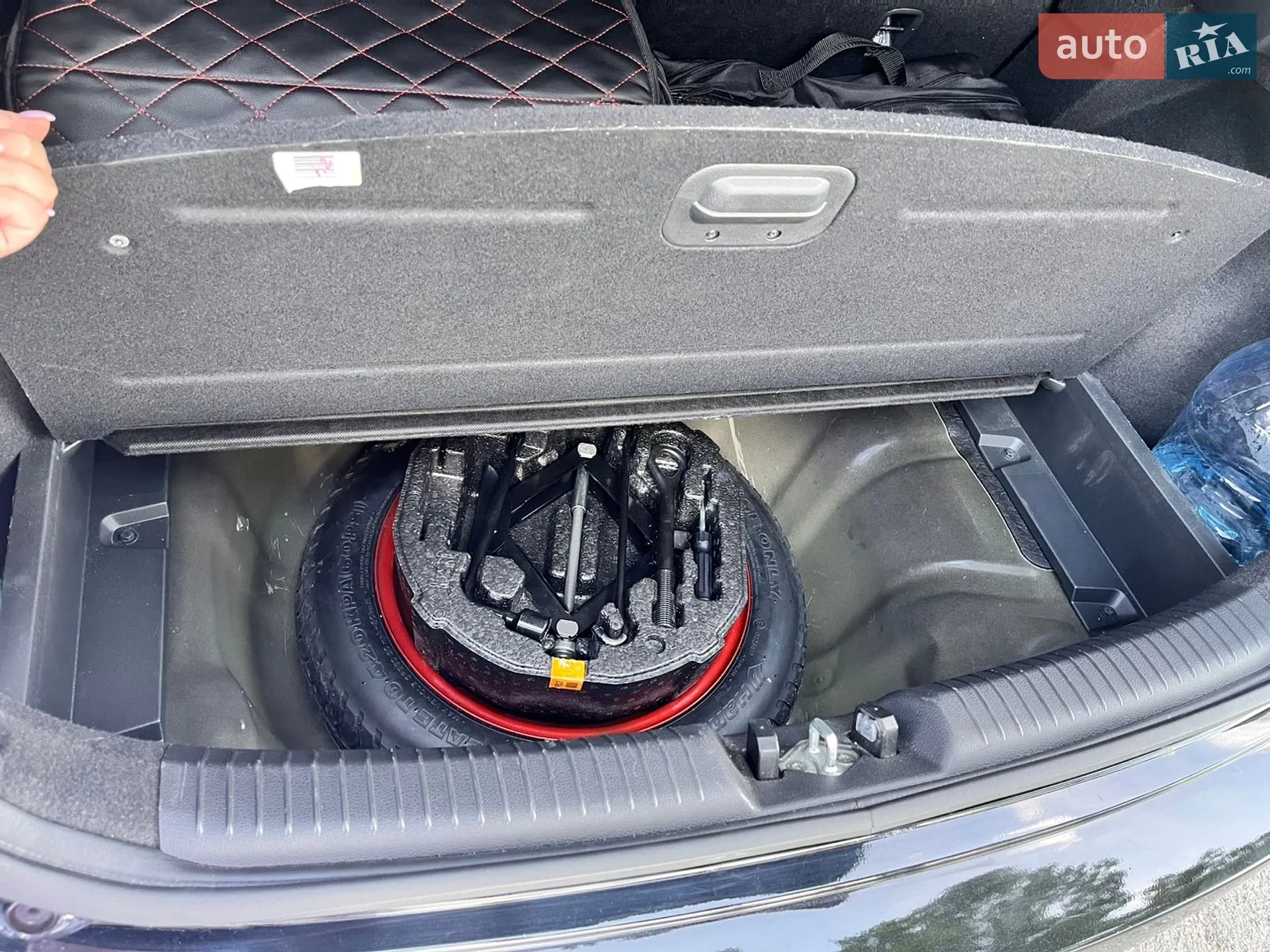 2017 Hyundai Elantra - мініатюра 17