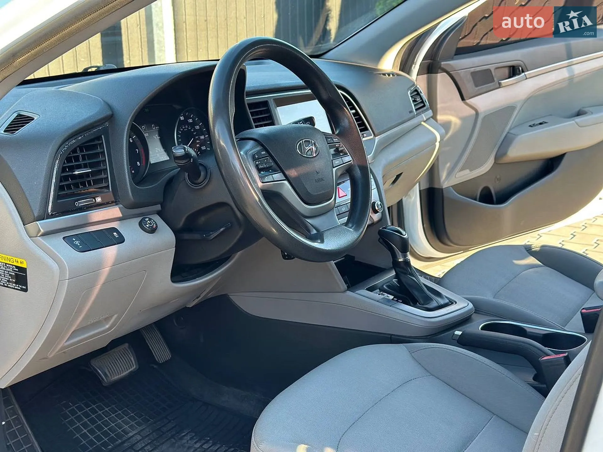 2017 Hyundai Elantra - мініатюра 7