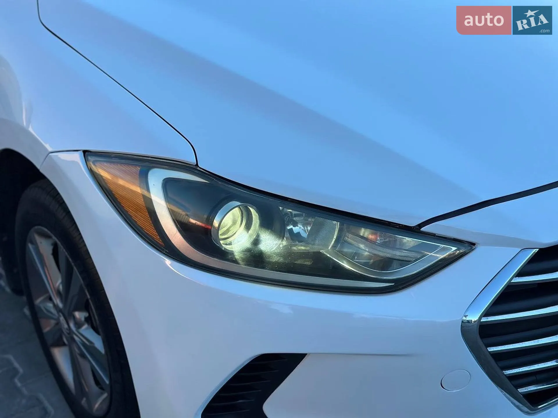 2017 Hyundai Elantra - мініатюра 30