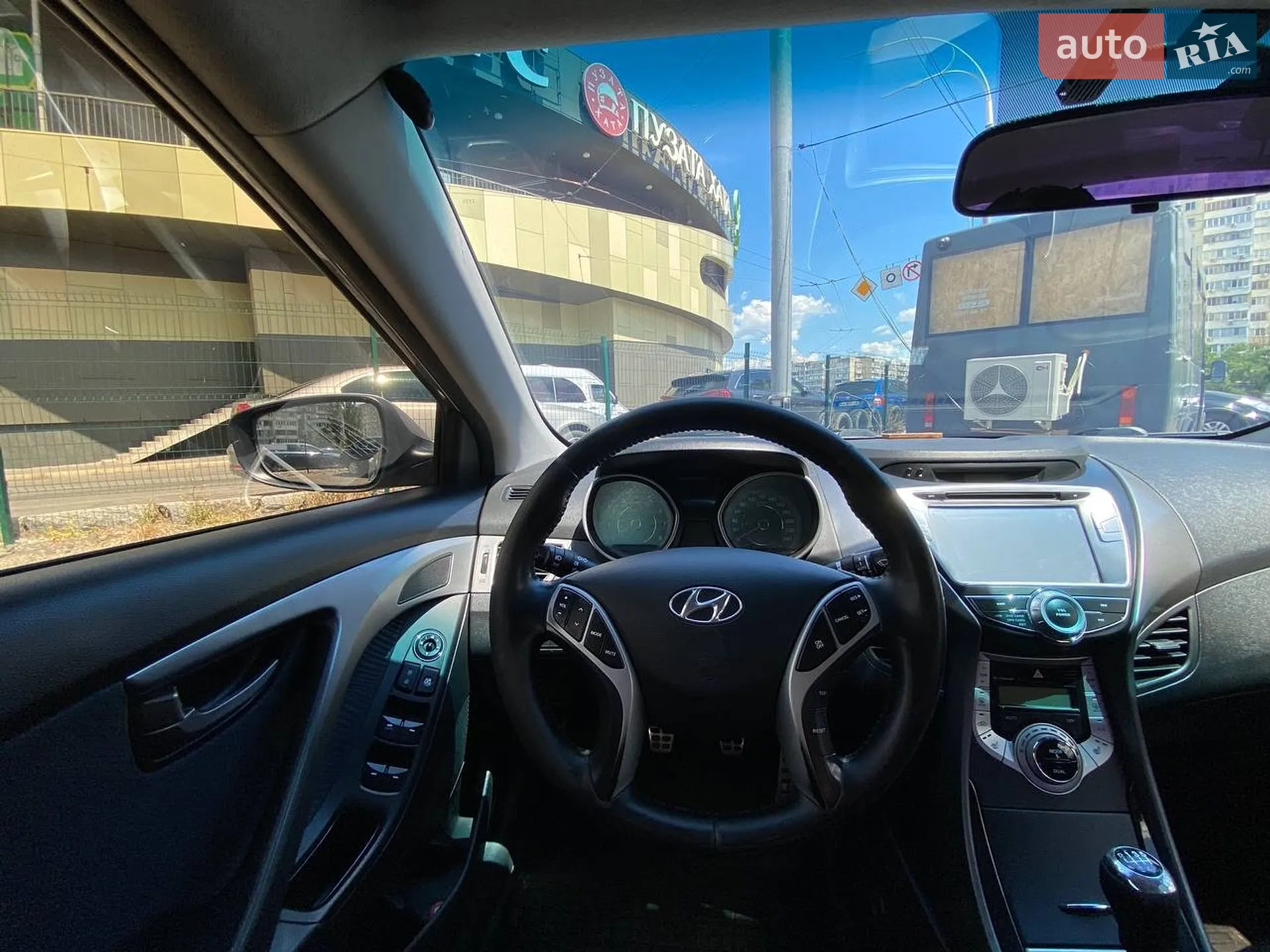 2011 Hyundai Elantra - мініатюра 13