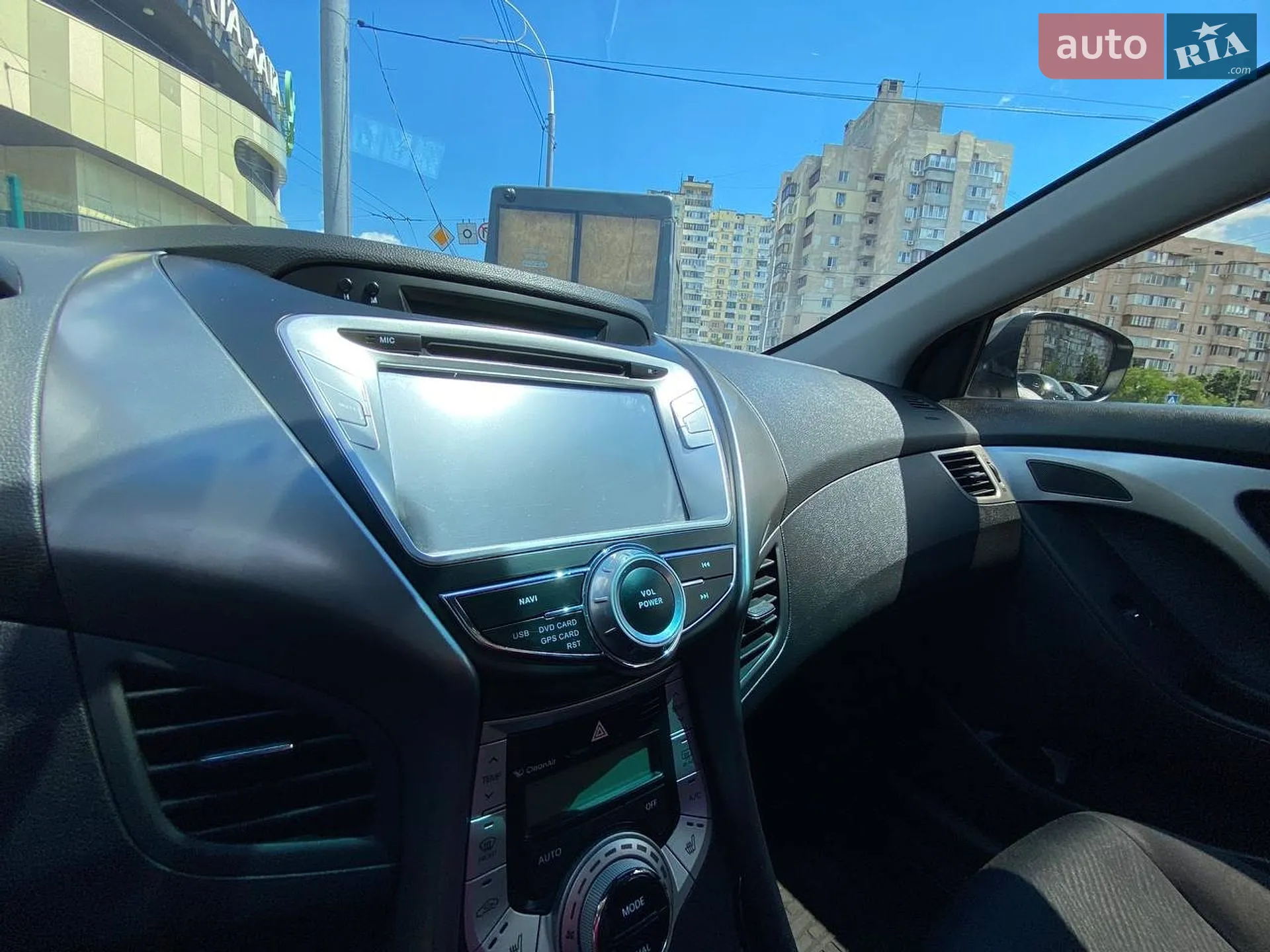 2011 Hyundai Elantra - мініатюра 17