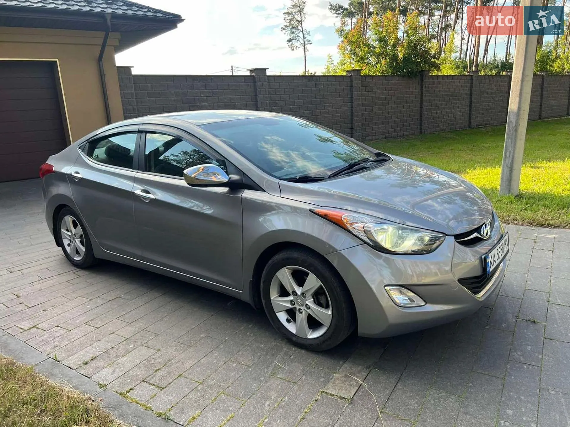 2012 Hyundai Elantra - мініатюра 11