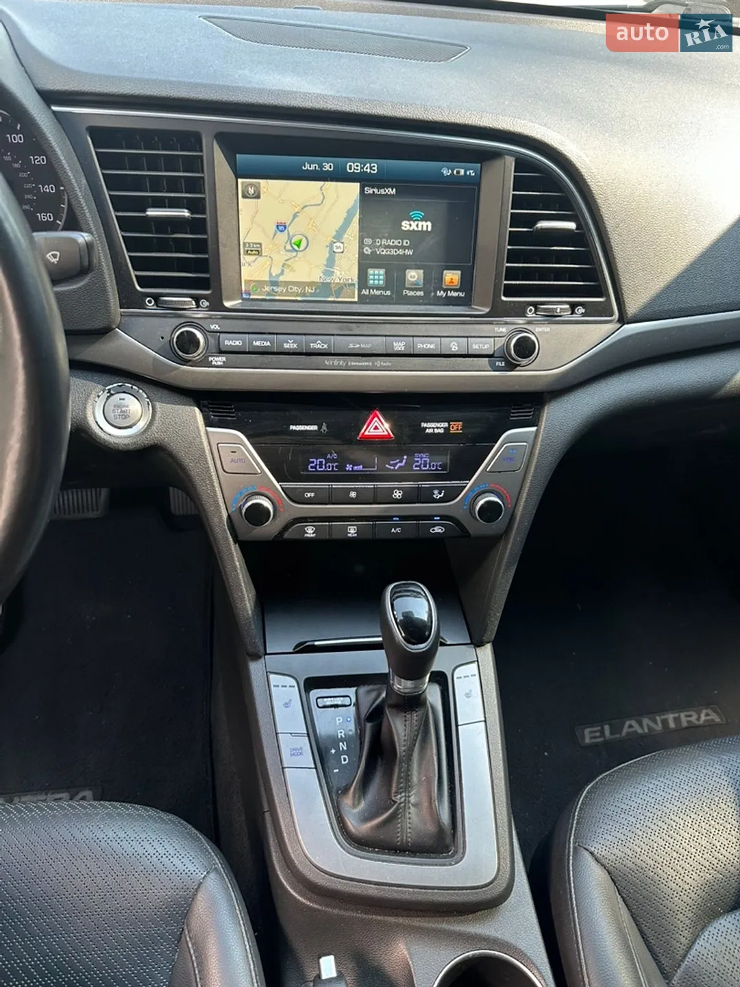 2016 Hyundai Elantra - мініатюра 10