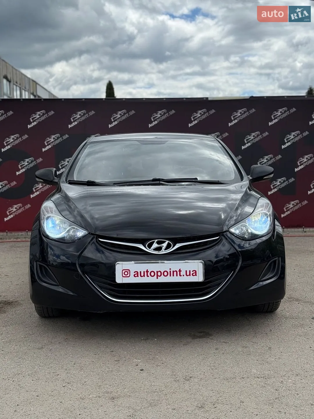 2013 Hyundai Elantra - мініатюра 2