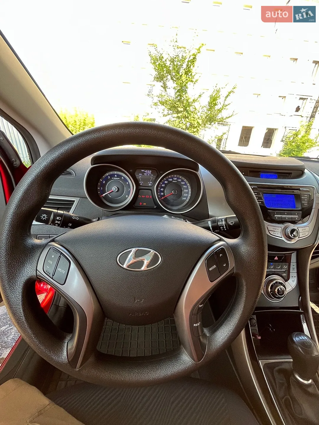2013 Hyundai Elantra - мініатюра 11