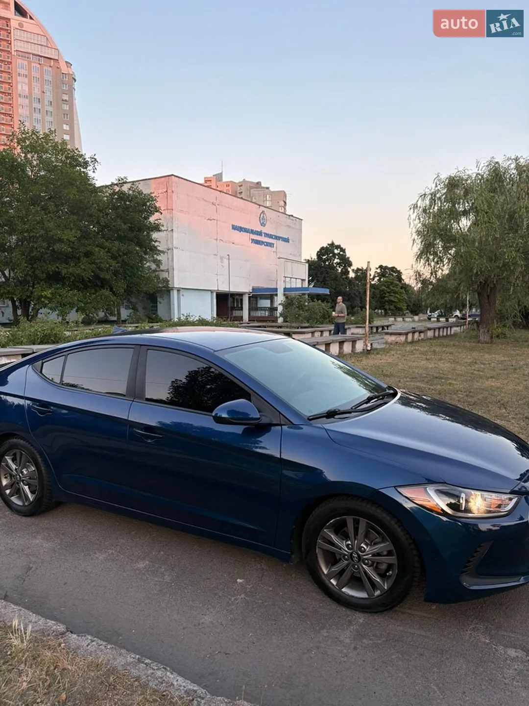 2017 Hyundai Elantra - мініатюра 5