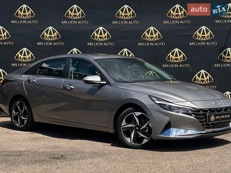 Hyundai Elantra 2021