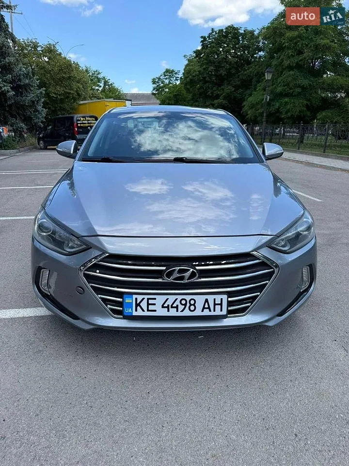 2015 Hyundai Elantra - мініатюра 6