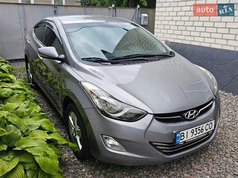 Hyundai Elantra