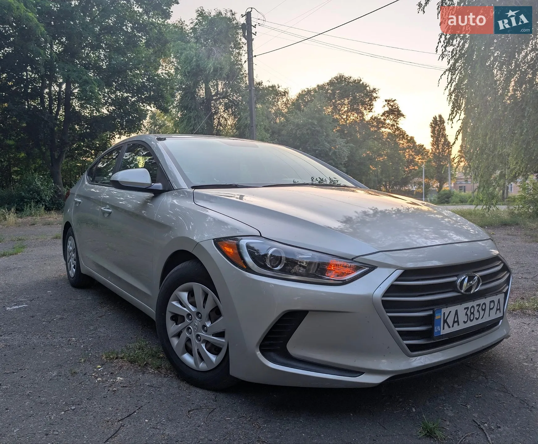 2018 Hyundai Elantra - мініатюра 3