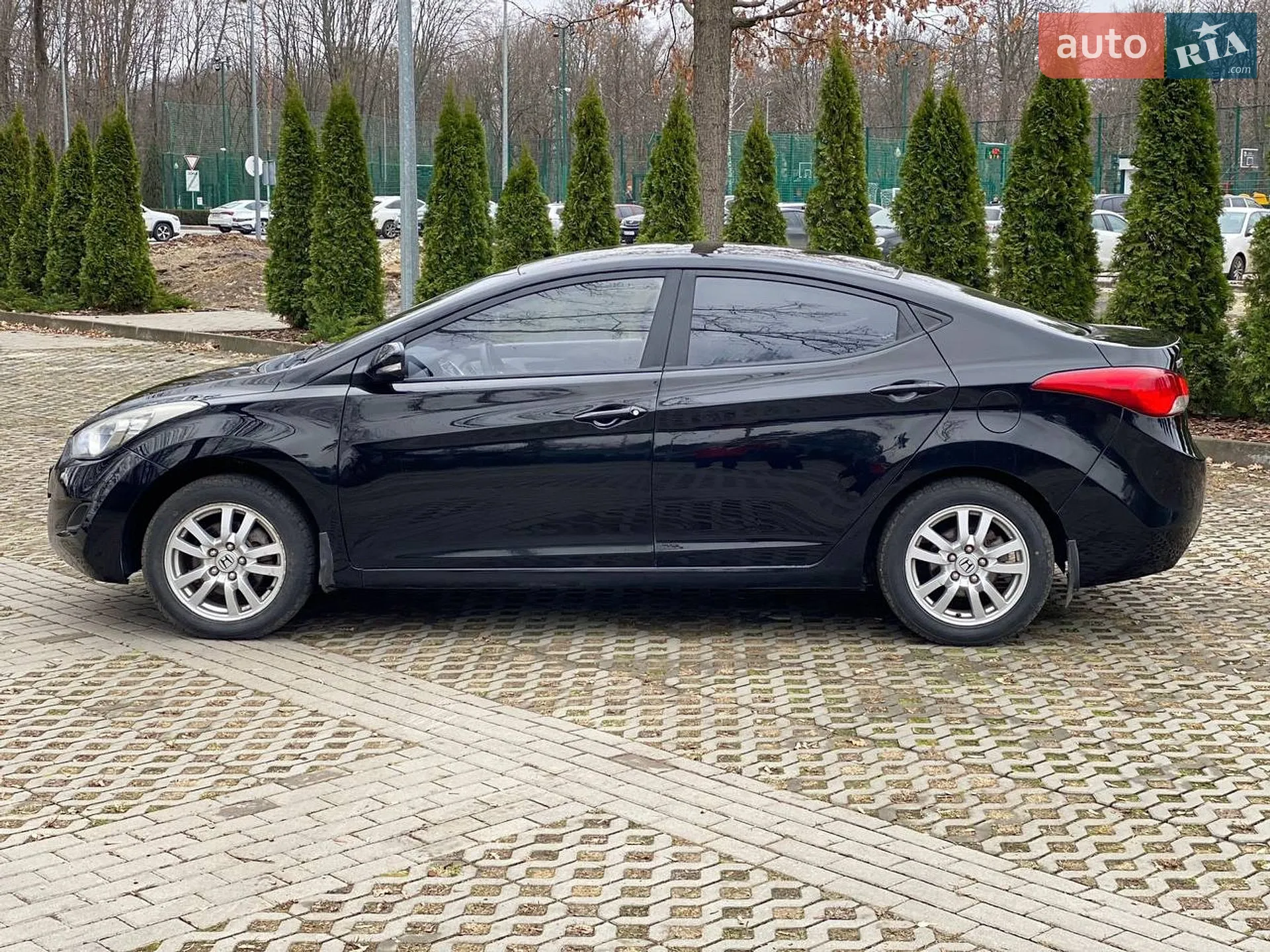 2011 Hyundai Elantra - мініатюра 6