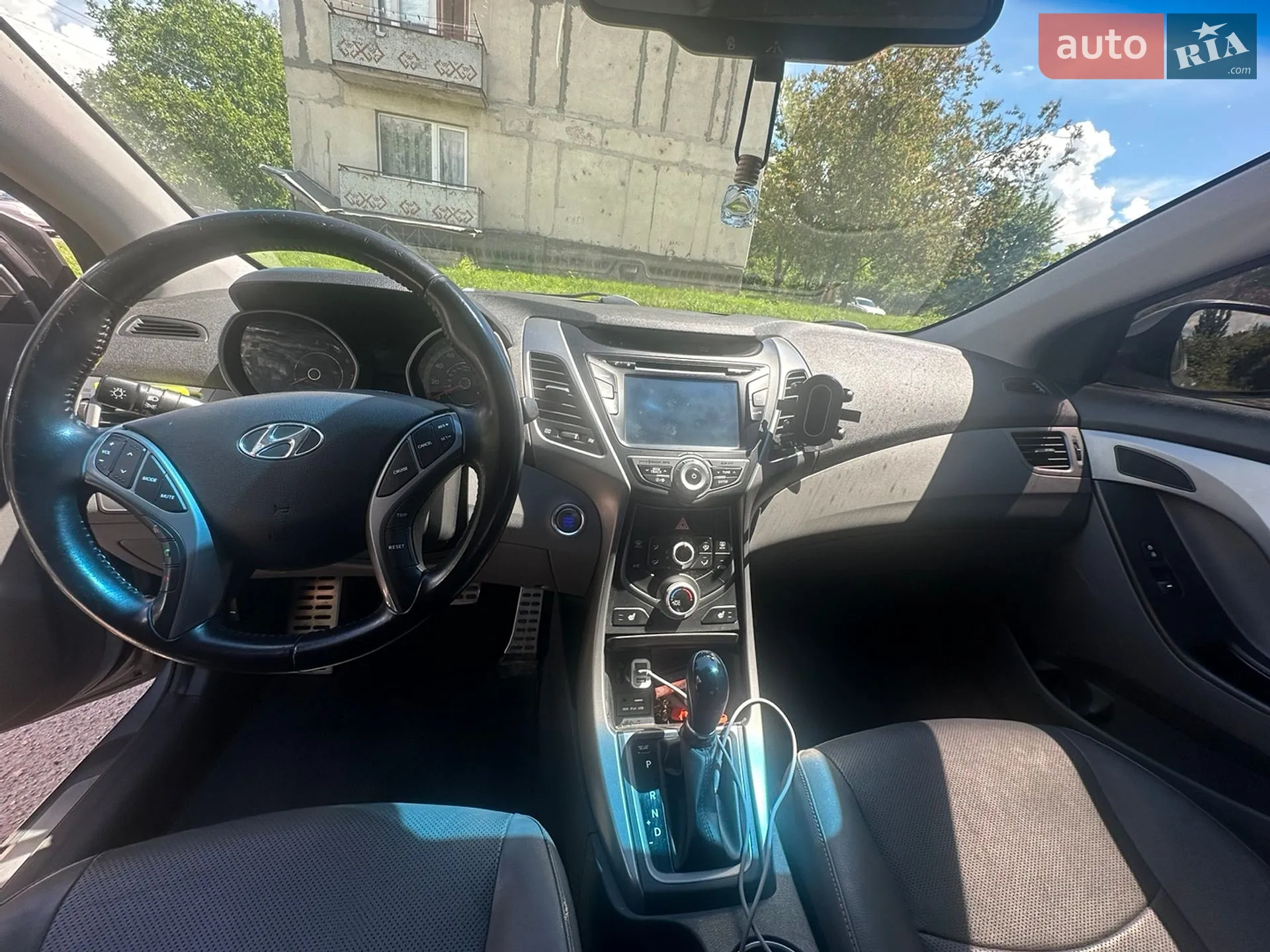 2014 Hyundai Elantra - мініатюра 8