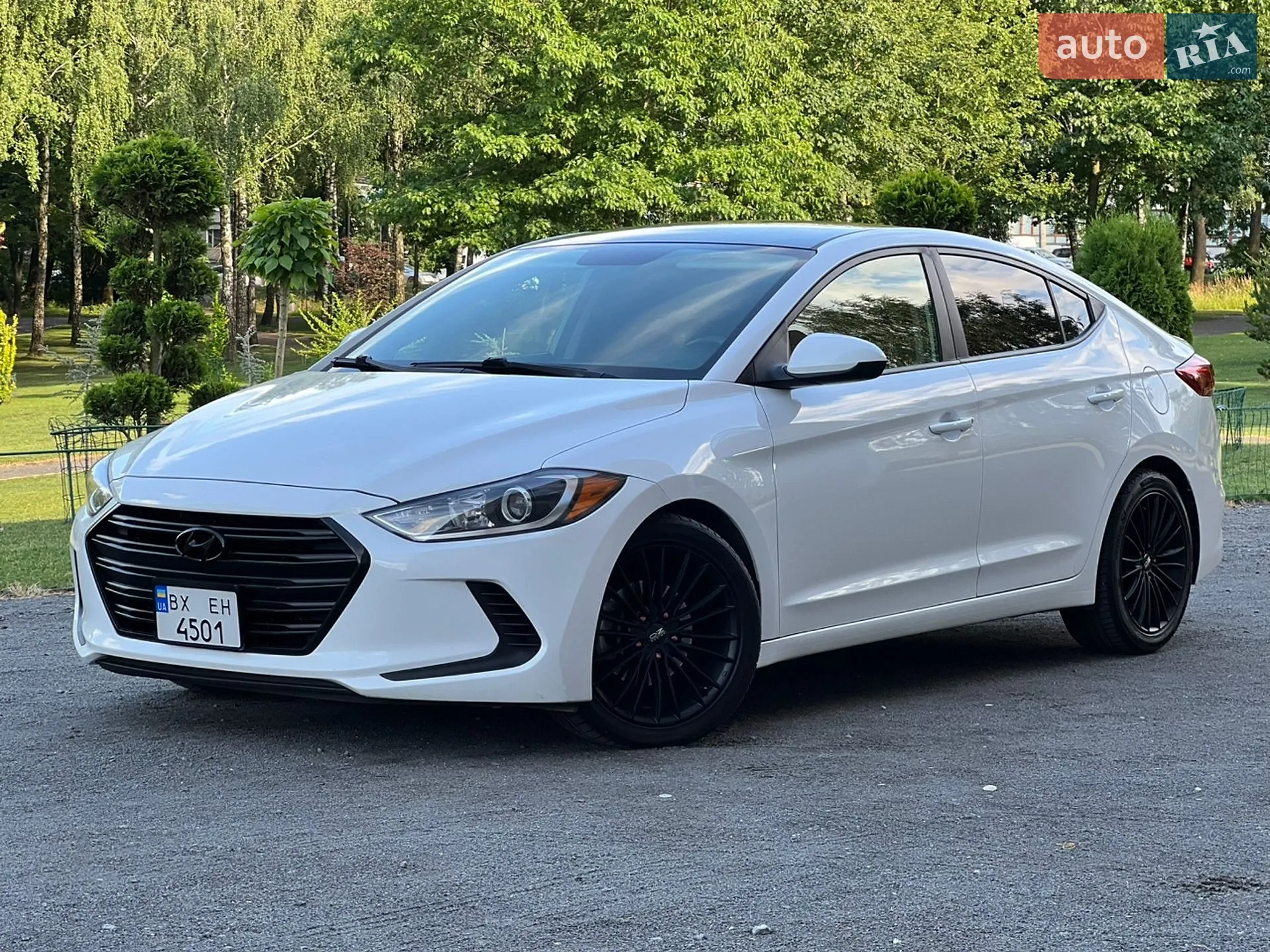 2017 Hyundai Elantra - мініатюра 2