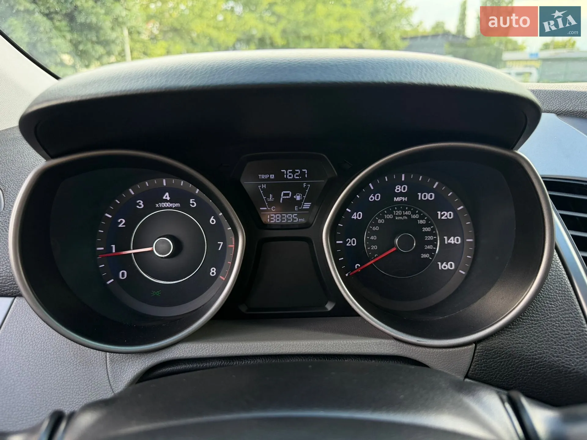 2015 Hyundai Elantra - мініатюра 31