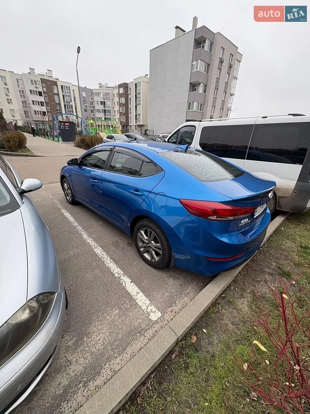 2017 Hyundai Elantra - мініатюра 4