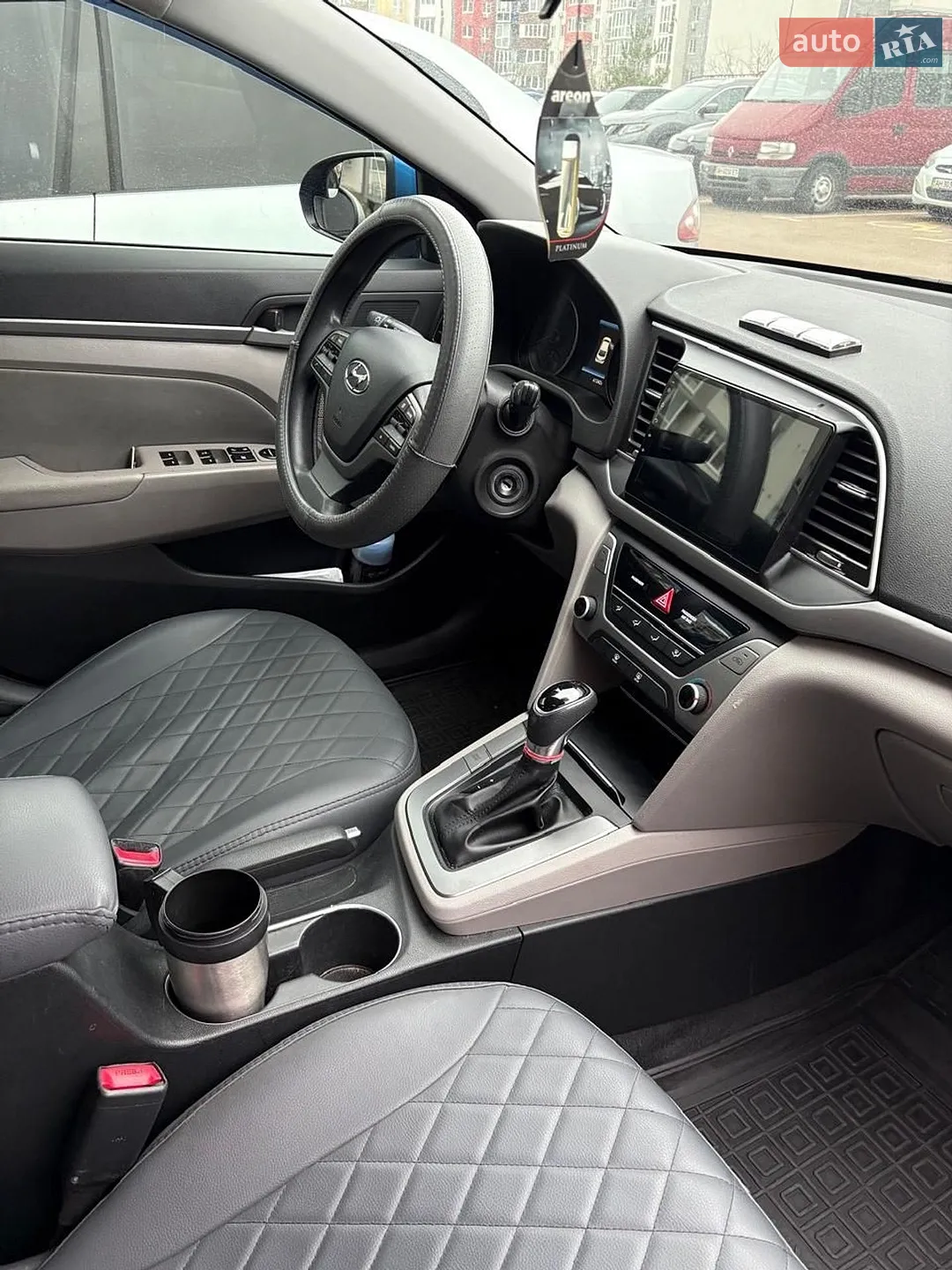 2017 Hyundai Elantra - мініатюра 8