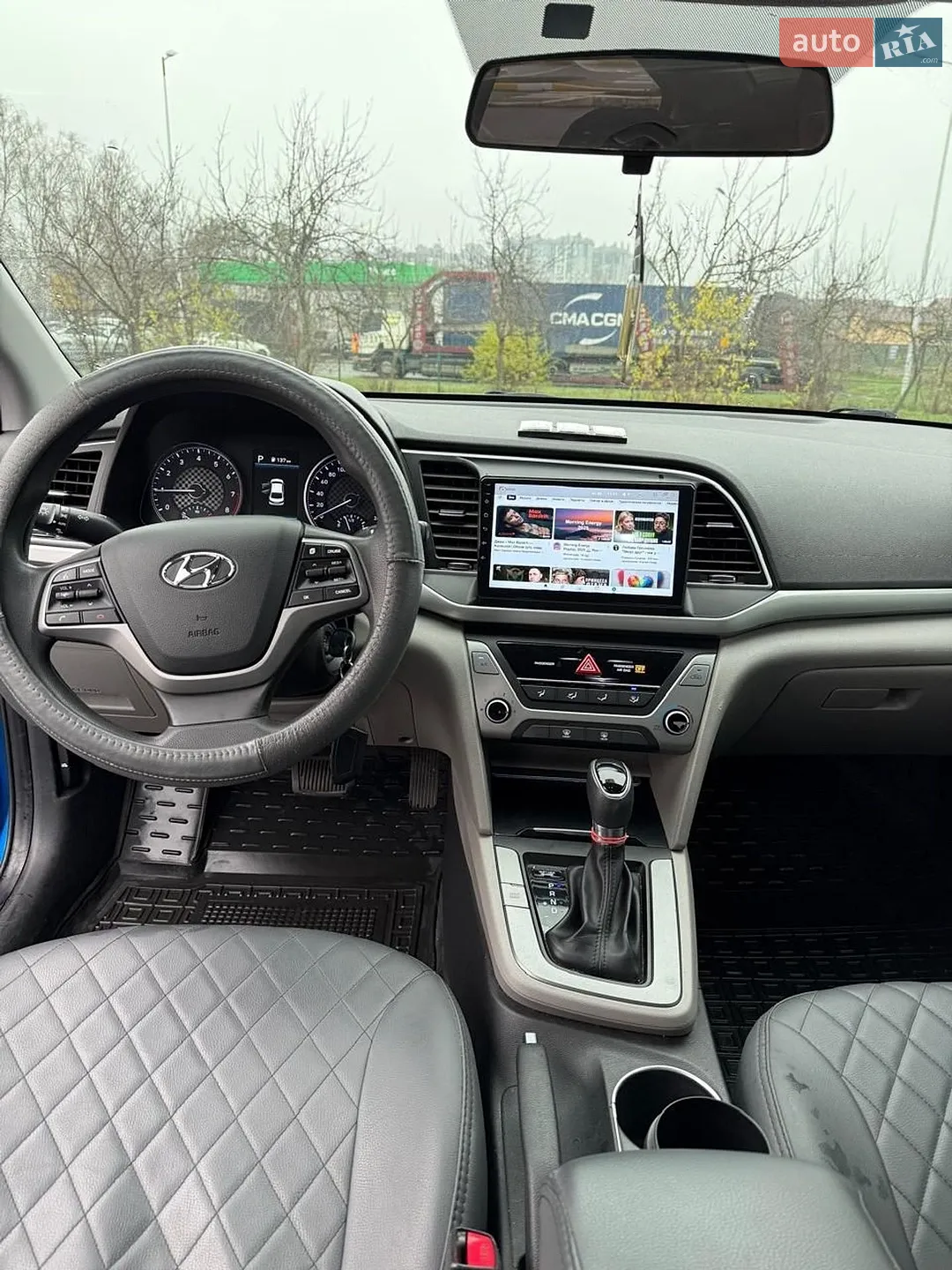 2017 Hyundai Elantra - мініатюра 11
