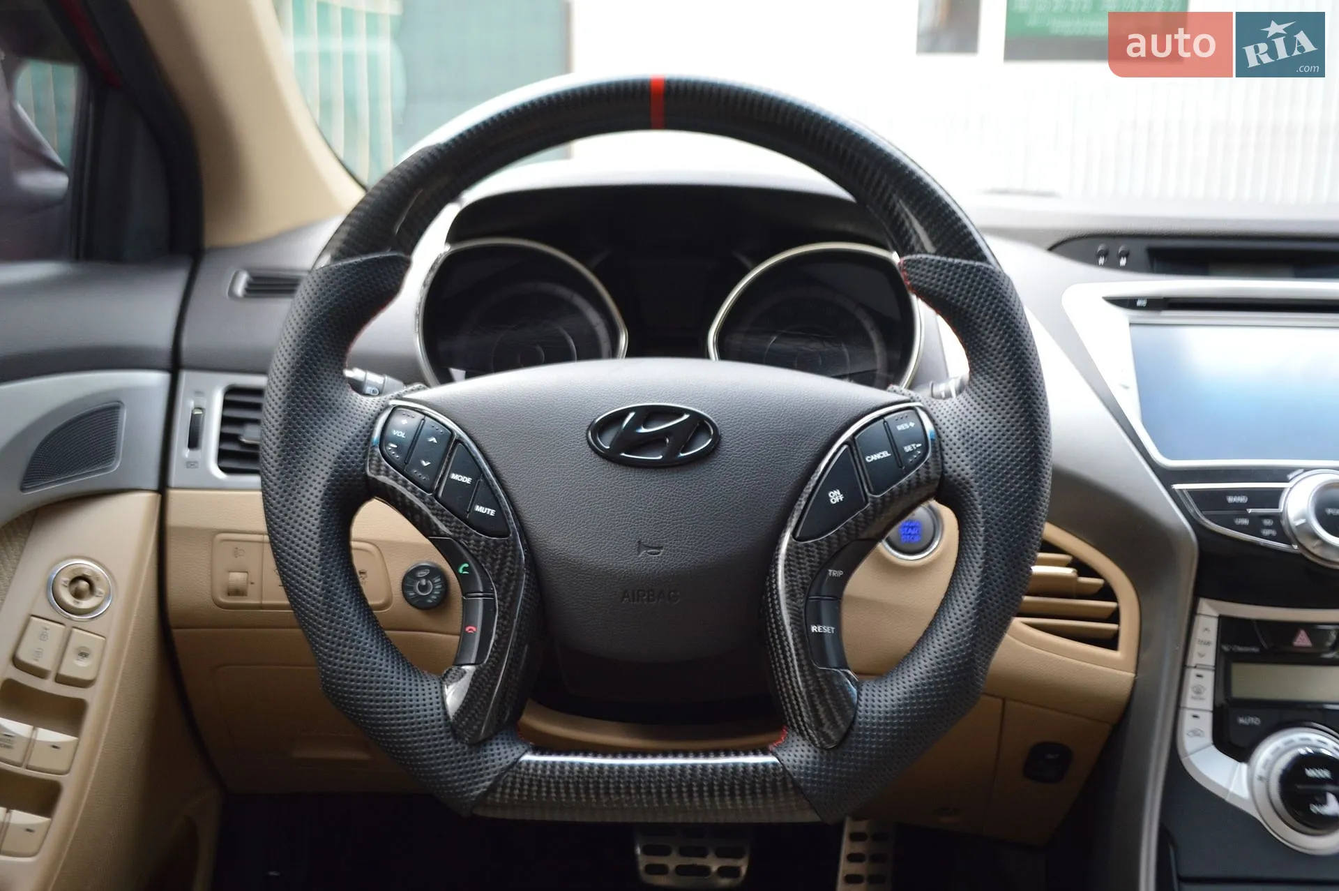 2012 Hyundai Elantra - мініатюра 16