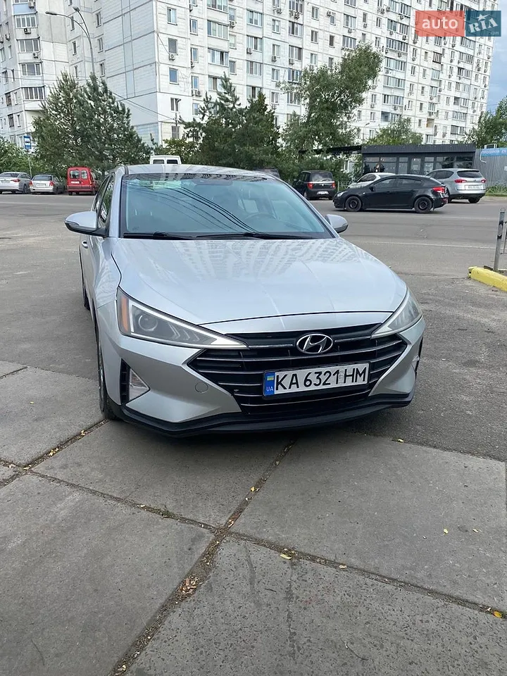 2019 Hyundai Elantra - мініатюра 24