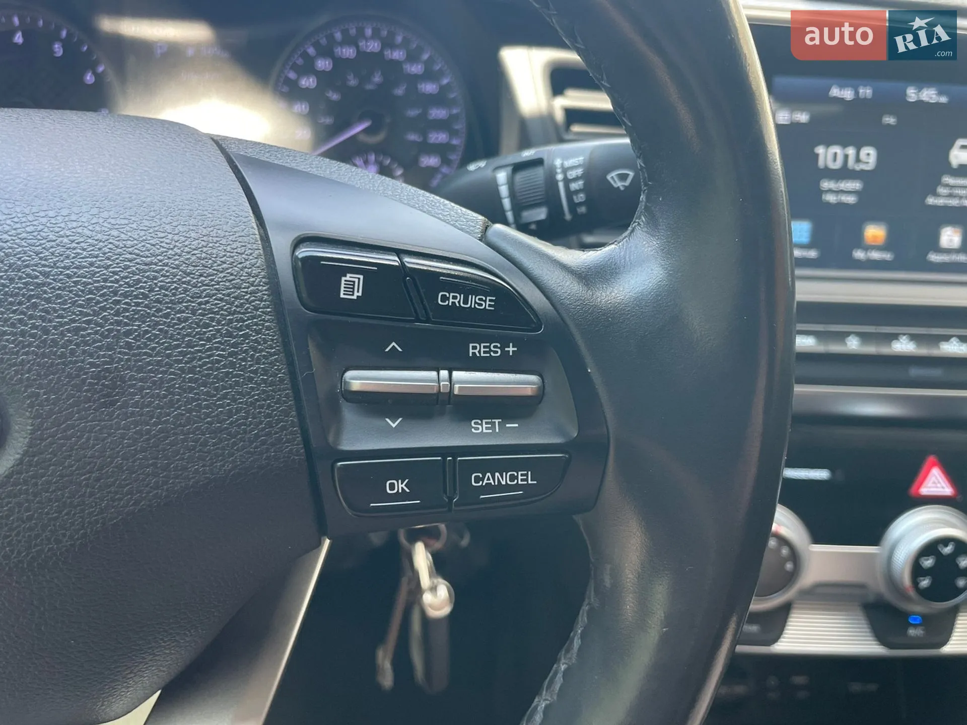 2019 Hyundai Elantra - мініатюра 17