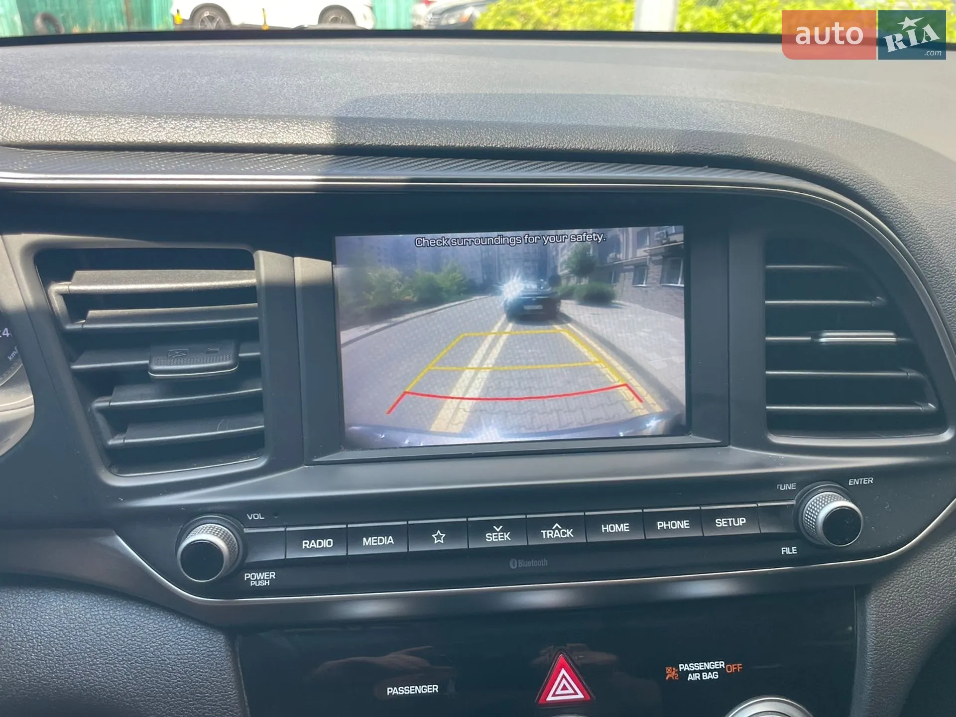 2019 Hyundai Elantra - мініатюра 21