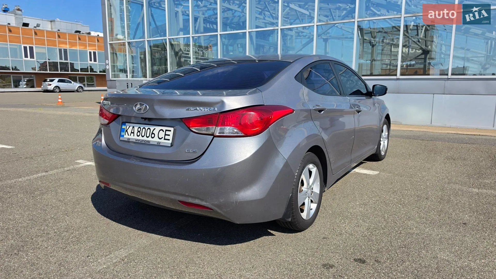 2011 Hyundai Elantra - мініатюра 11