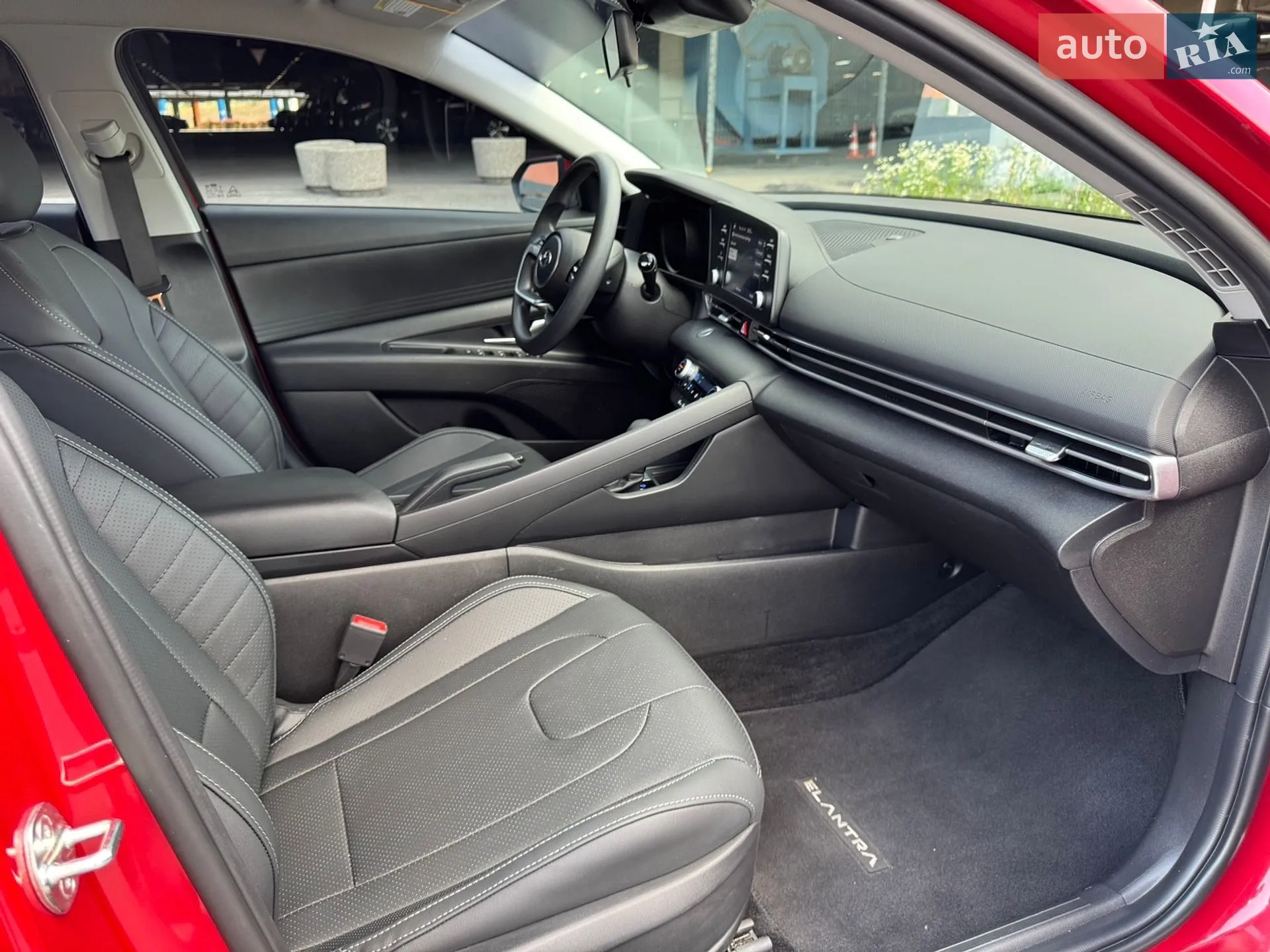 2022 Hyundai Elantra - мініатюра 14