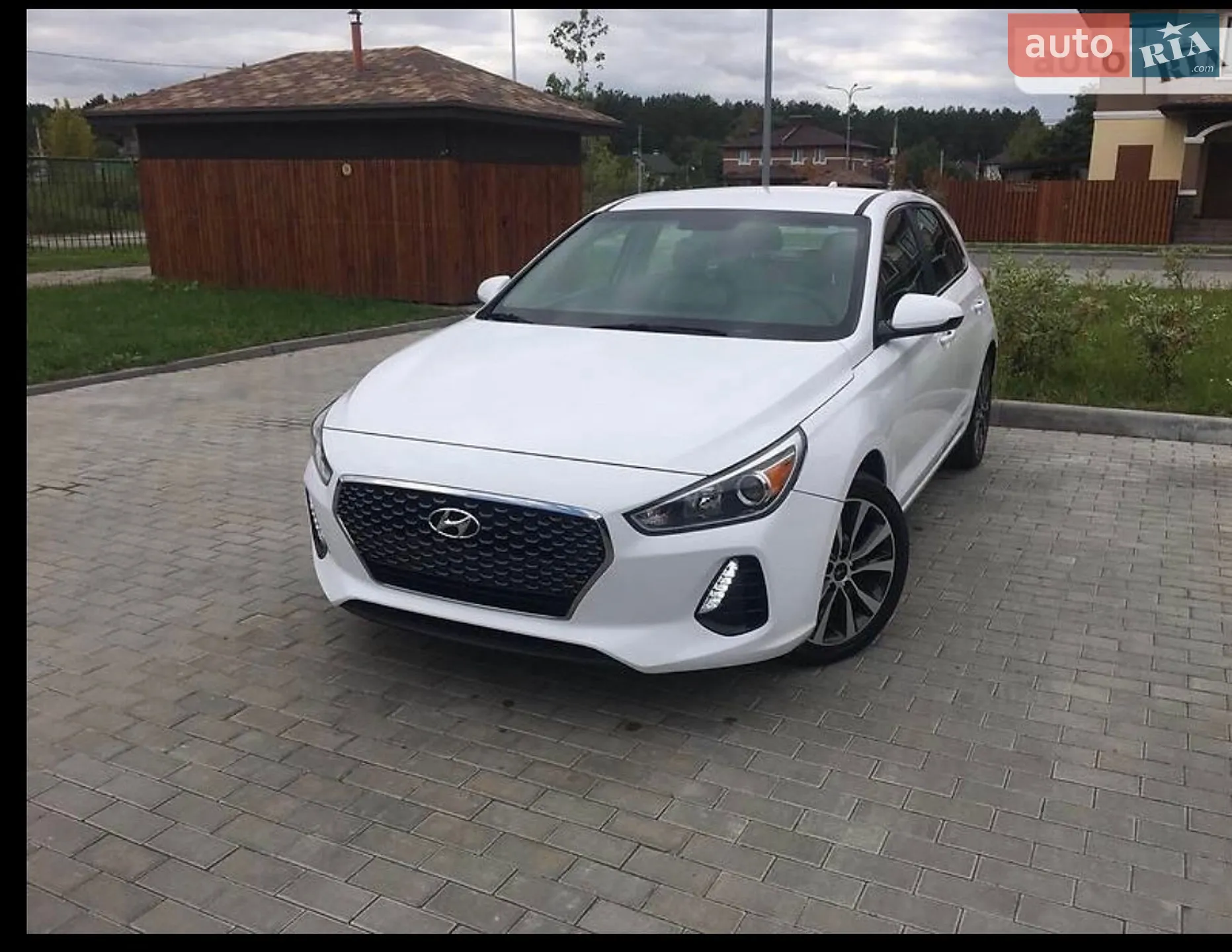 2017 Hyundai Elantra - мініатюра 13