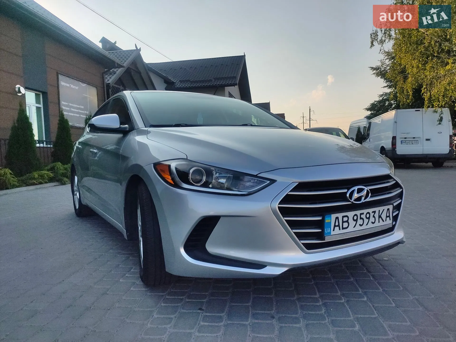 2018 Hyundai Elantra - мініатюра 2