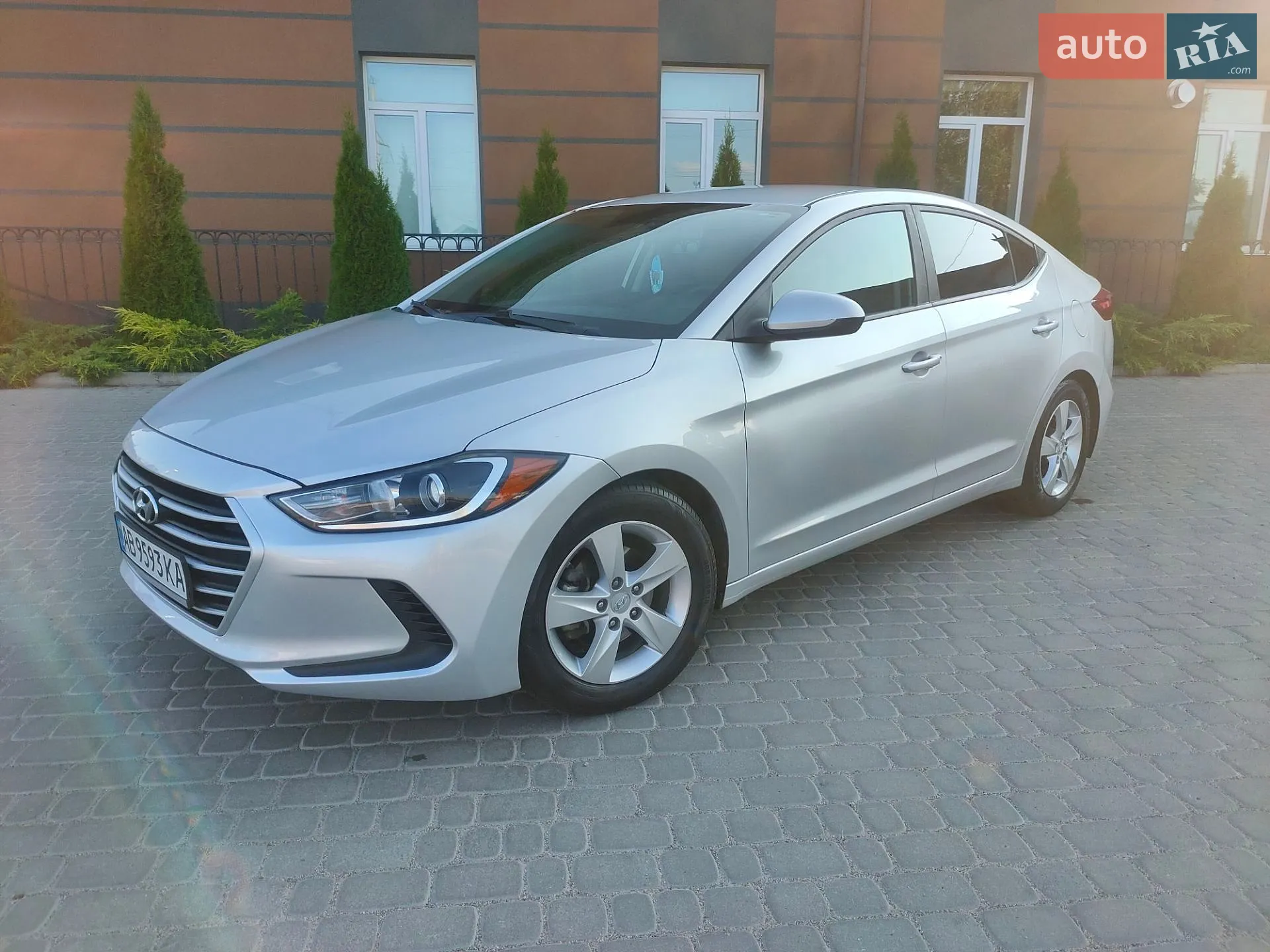 2018 Hyundai Elantra - мініатюра 6