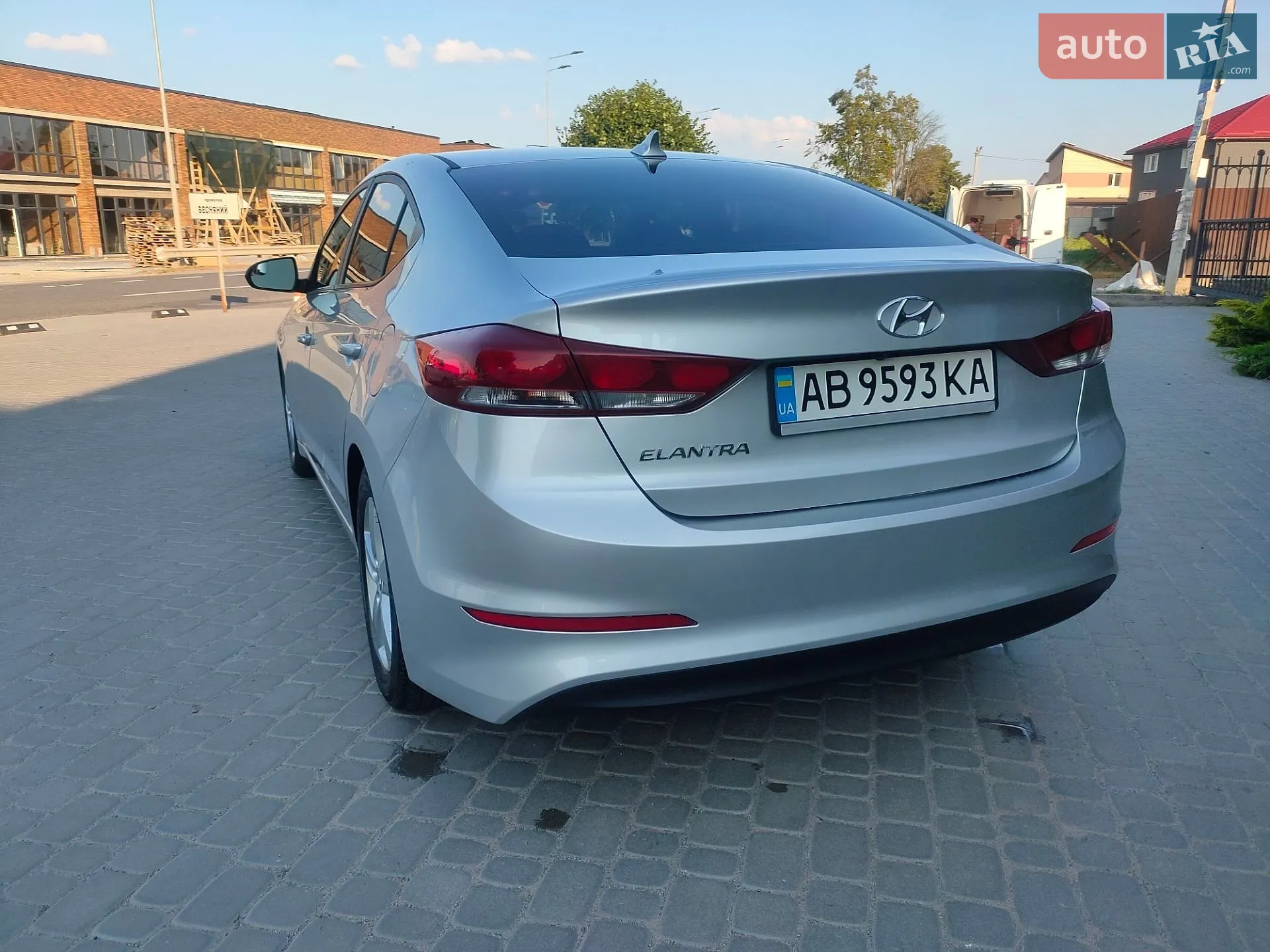 2018 Hyundai Elantra - мініатюра 9