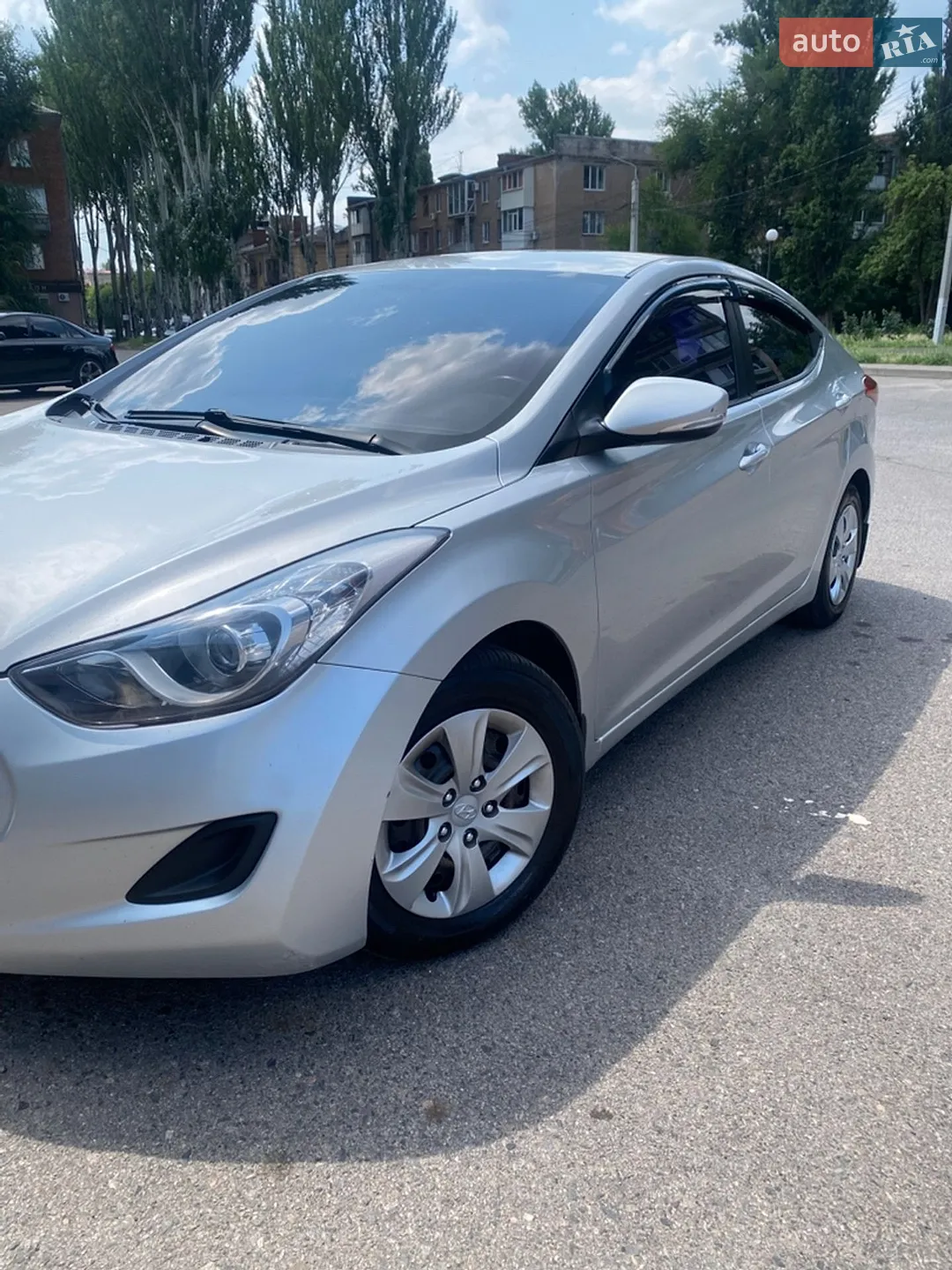2013 Hyundai Elantra - мініатюра 2