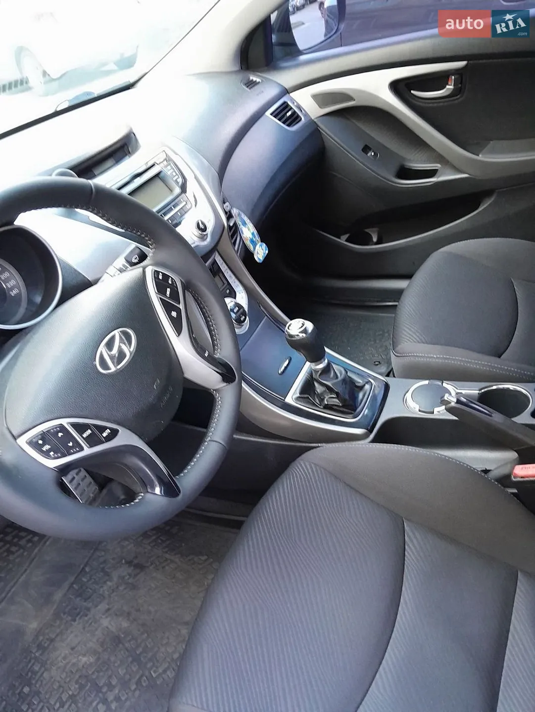 2012 Hyundai Elantra - мініатюра 11