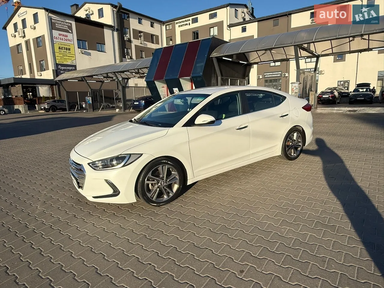 2015 Hyundai Elantra - мініатюра 16