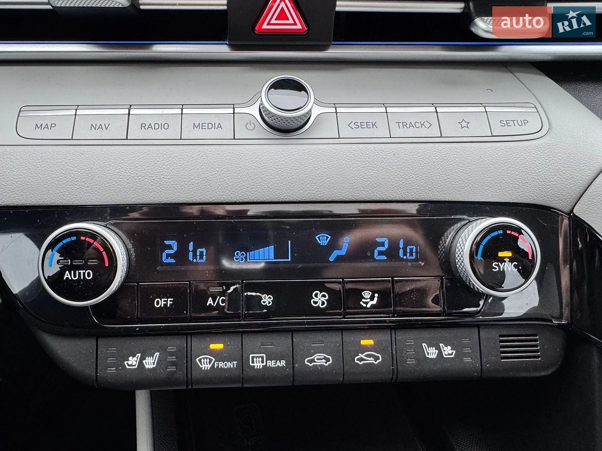 2022 Hyundai Elantra - мініатюра 45