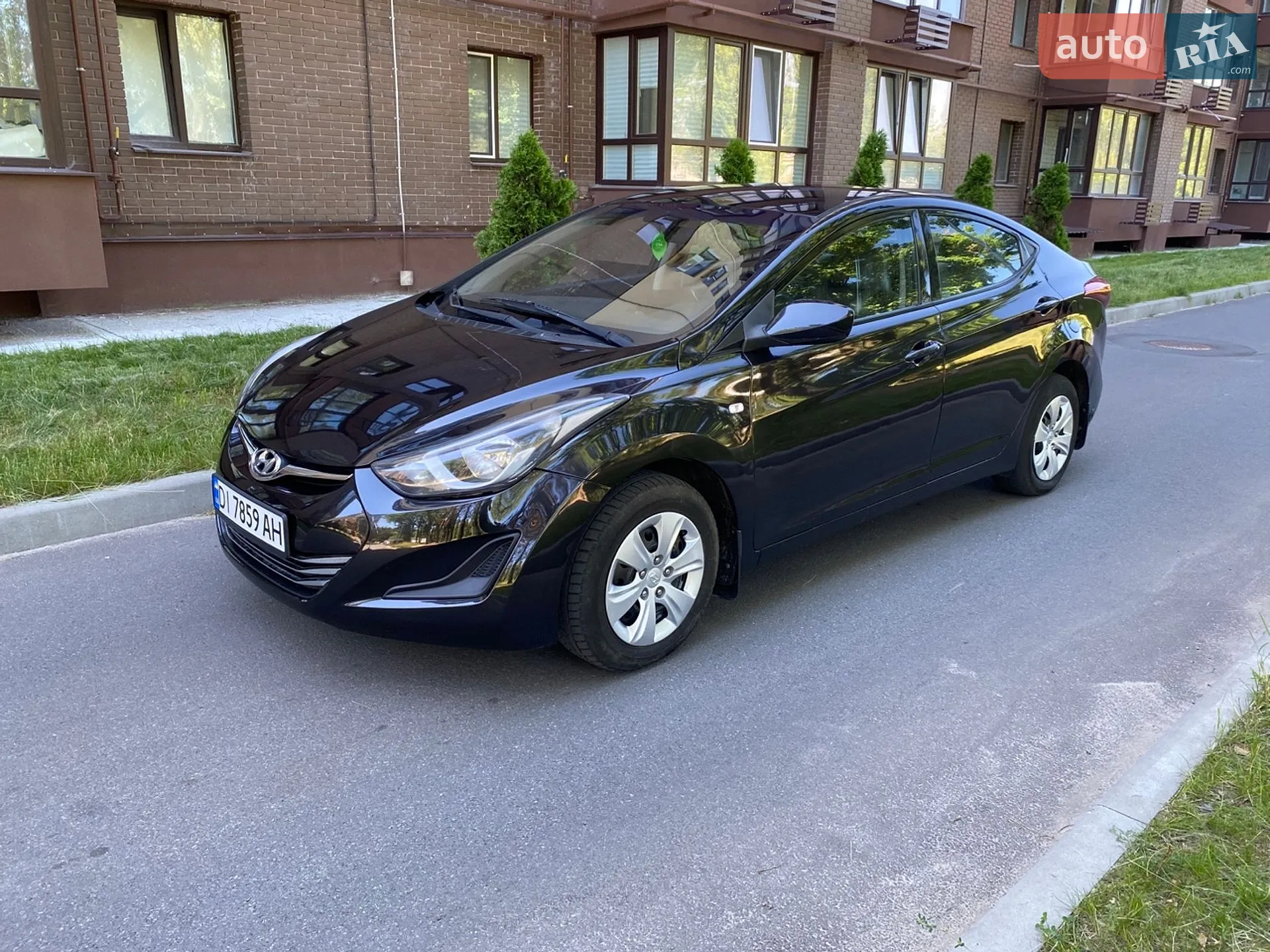 2015 Hyundai Elantra - мініатюра 5