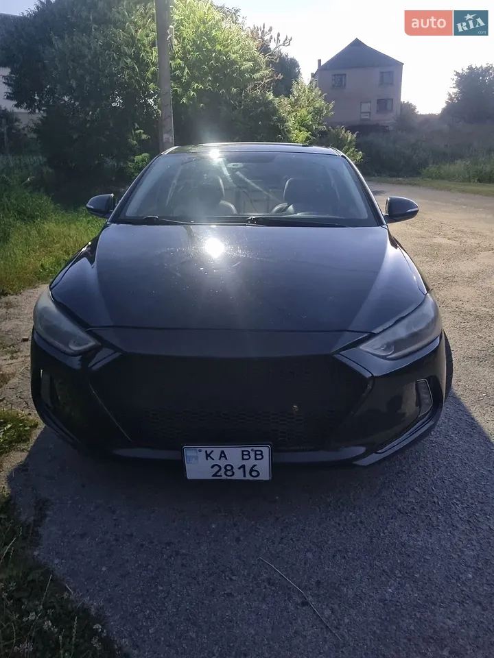 2016 Hyundai Elantra - мініатюра 14